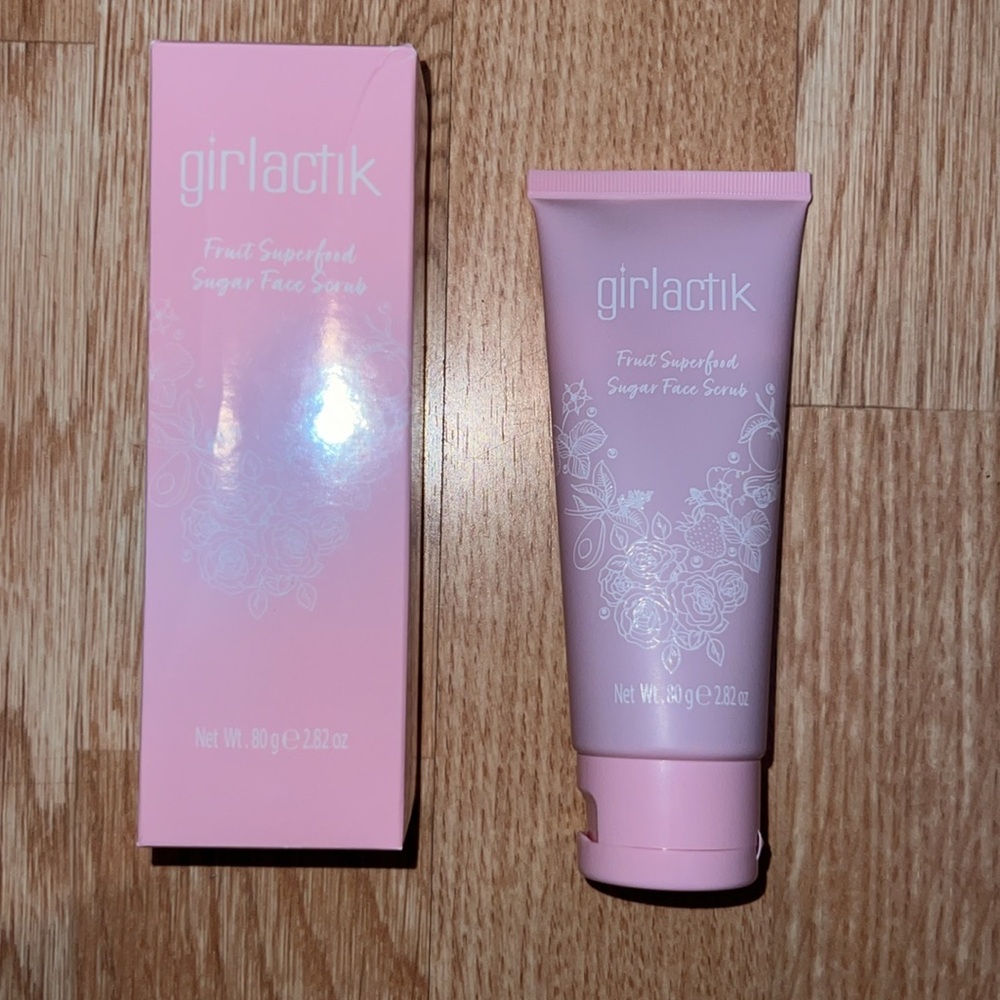 Girlactik Fruit Superfood Sugar Face Scrub 2.82 oz
